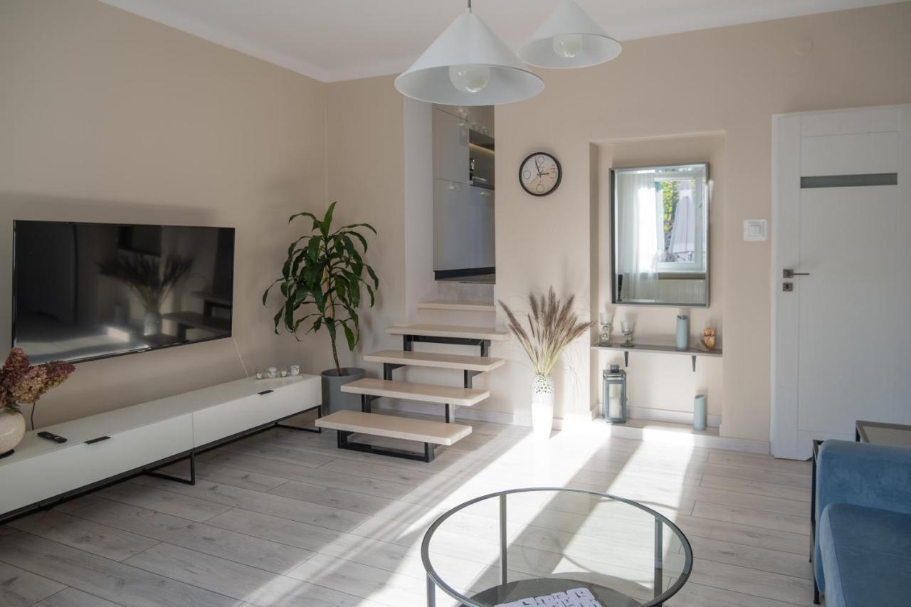 Apartament Mlociny Varsóvia Exterior foto