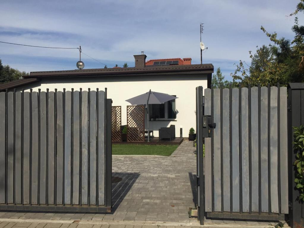 Apartament Mlociny Varsóvia Exterior foto